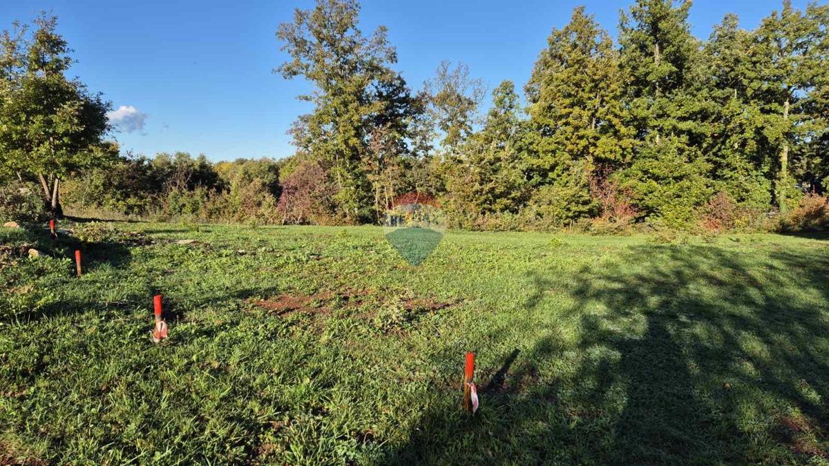 Stavbno zemljišče Sveti Petar u Šumi, Sveti Petar U Šumi, 730m2