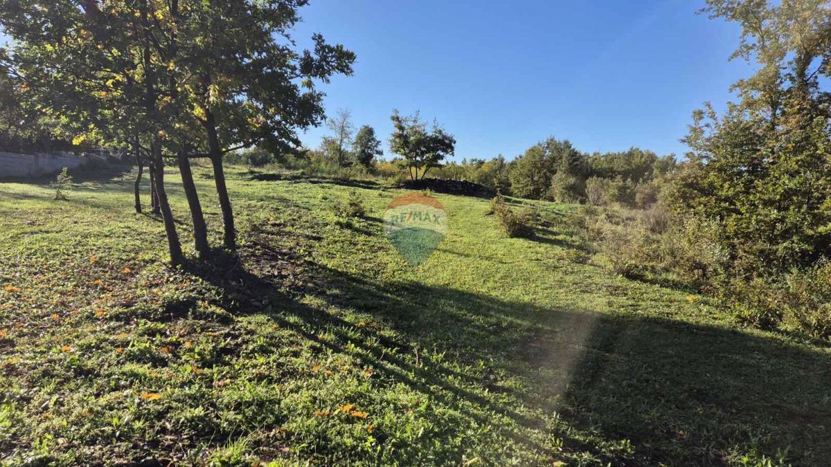 Stavbno zemljišče Sveti Petar u Šumi, Sveti Petar U Šumi, 730m2