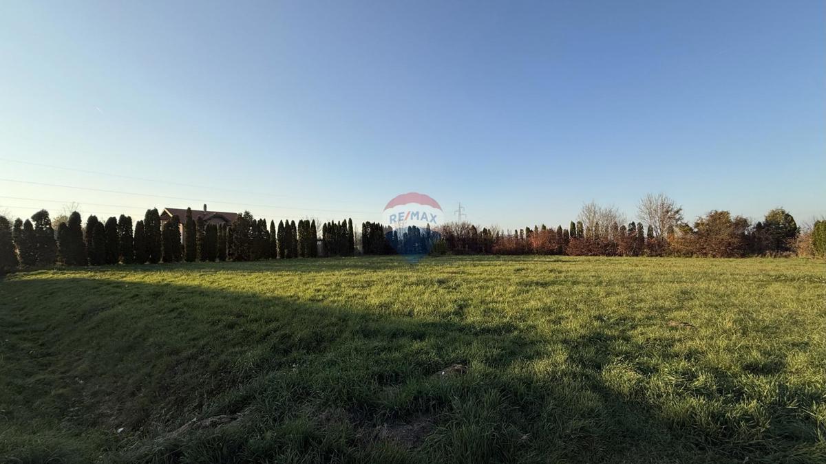 Stavbno zemljišče Trstenik Nartski, Rugvica, 984m2