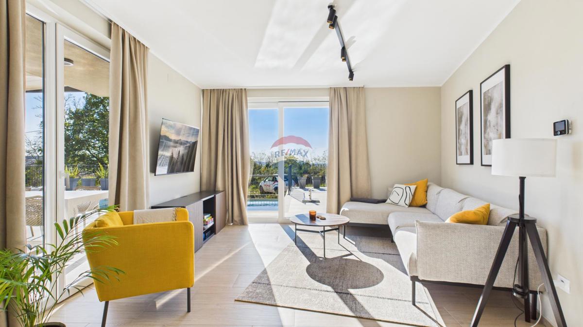 Hiša Krasica, Buje, 85m2