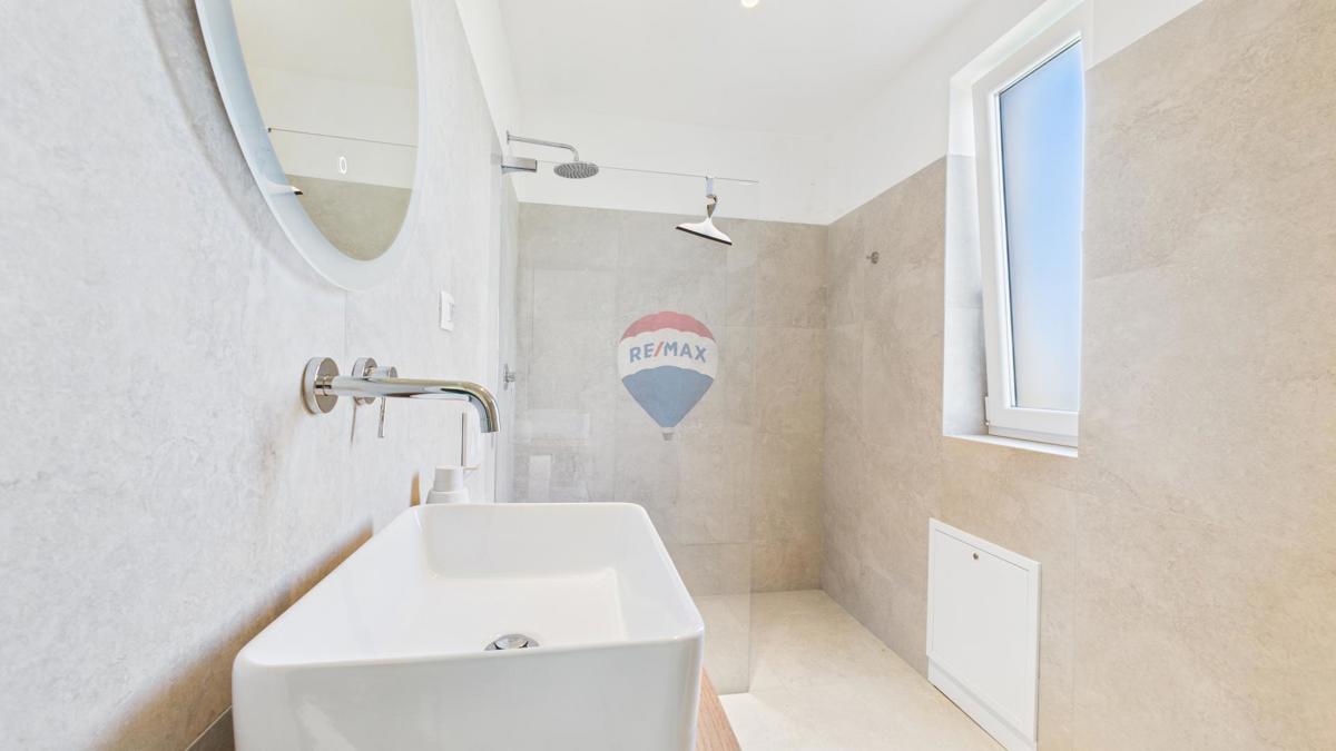 Hiša Krasica, Buje, 85m2