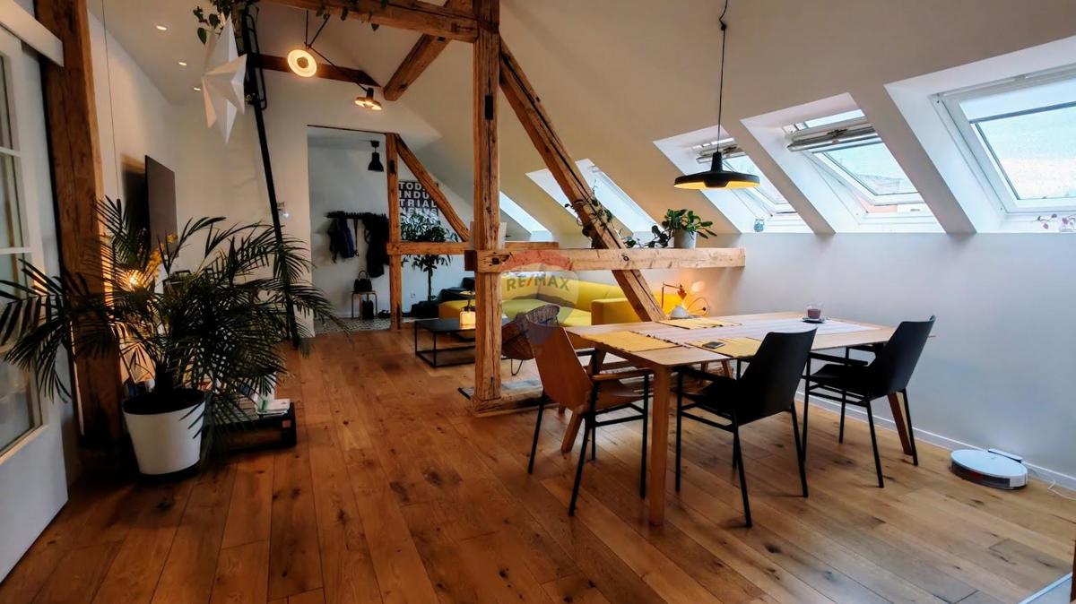 Stanovanje/Apartma Donji grad, Donji Grad, 85,68m2