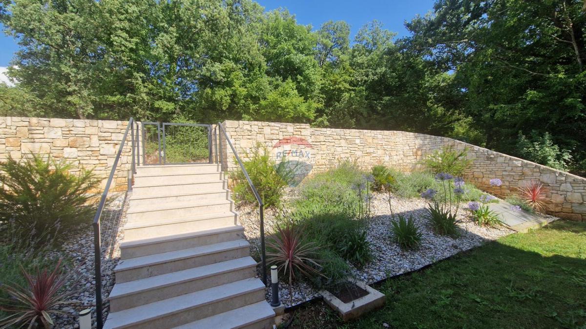 Hiša Rovinjsko Selo, Rovinj, 220m2