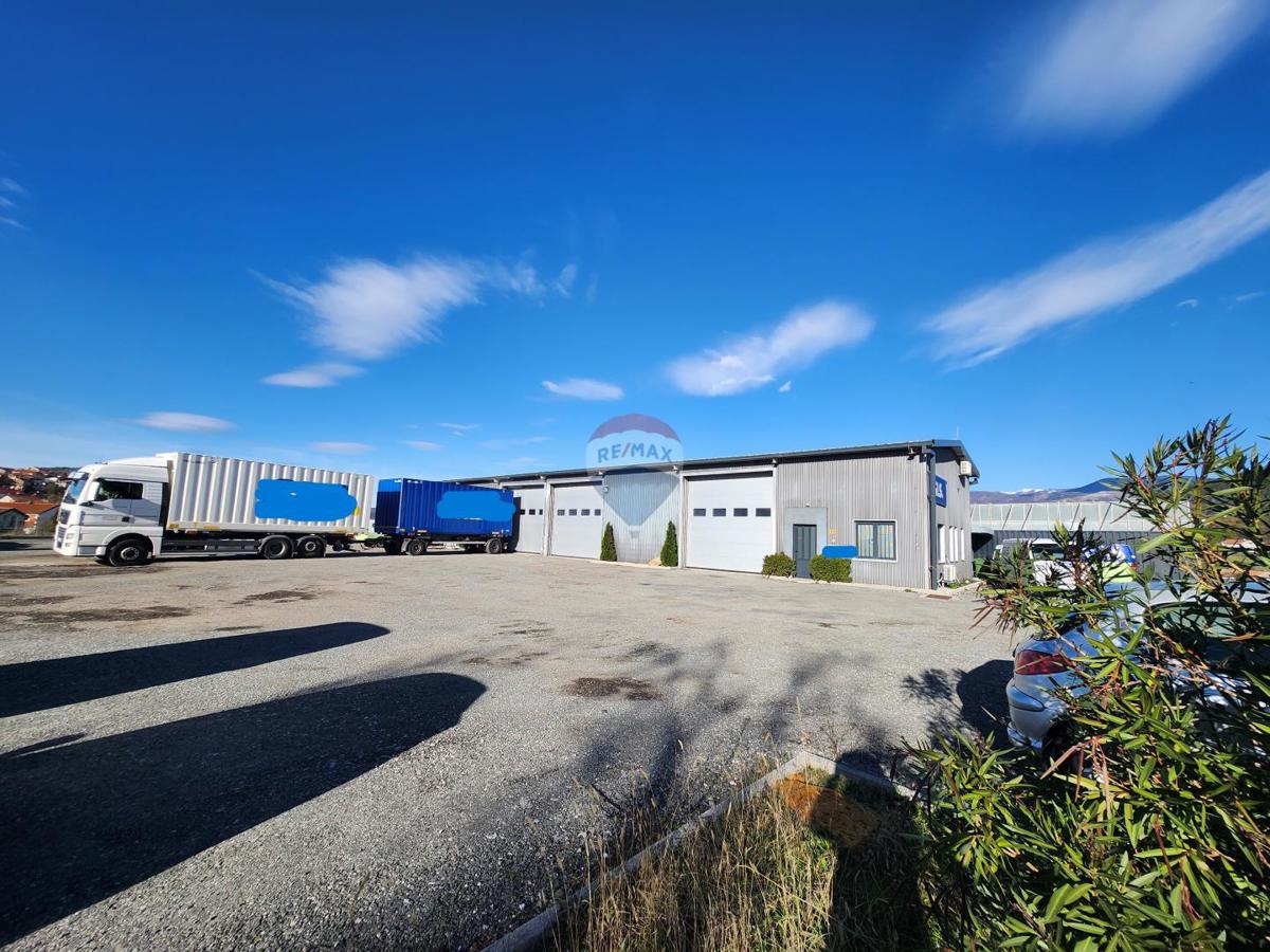 Poslovni prostori Buzdohanj, Čavle, 420m2