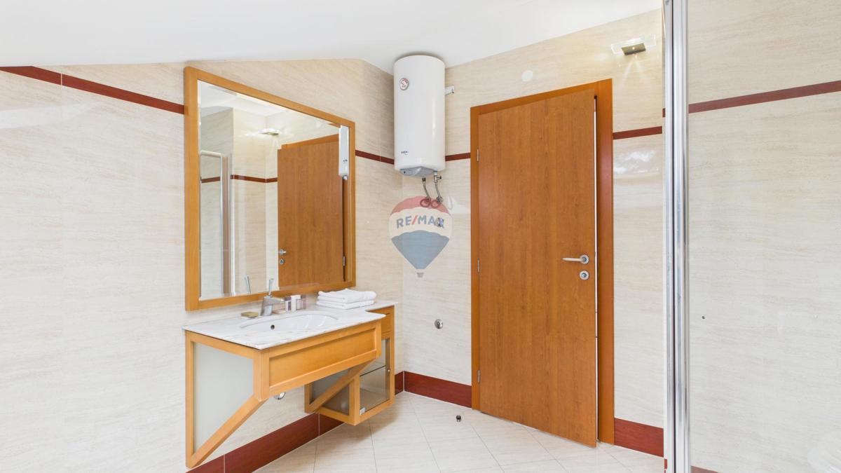 Stanovanje/Apartma Selce, Crikvenica, 135m2