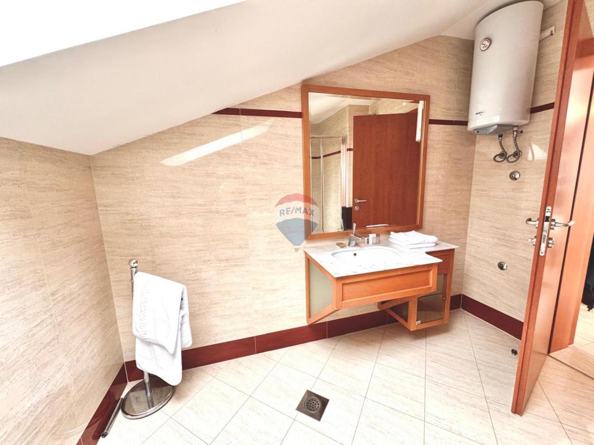 Stanovanje/Apartma Selce, Crikvenica, 135m2