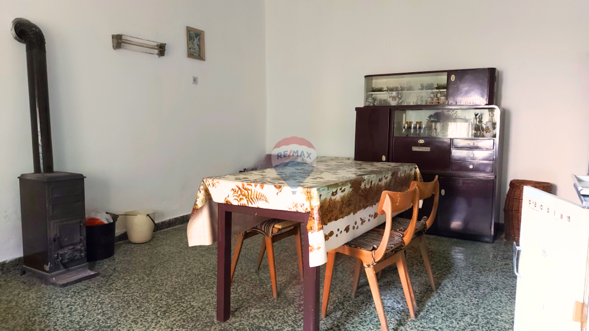 Hiša Studena, Klana, 91m2