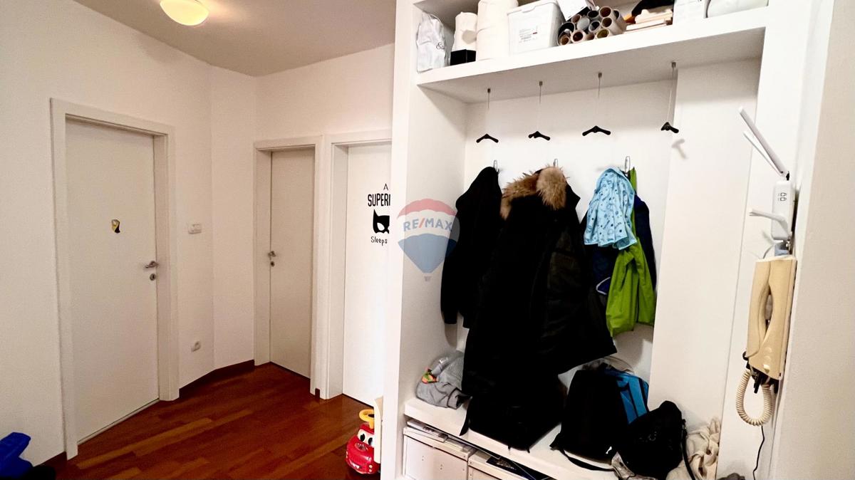 Stanovanje/Apartma Paveki, Kostrena, 74m2