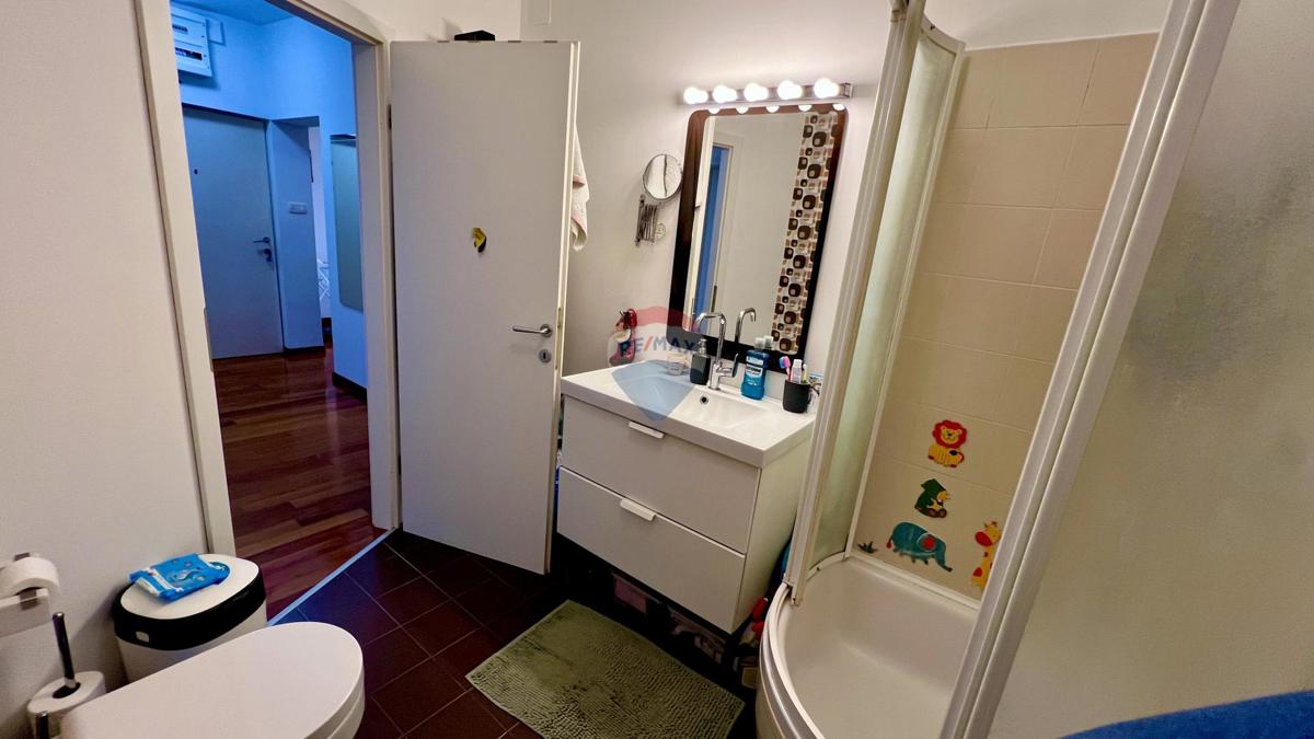 Stanovanje/Apartma Paveki, Kostrena, 74m2