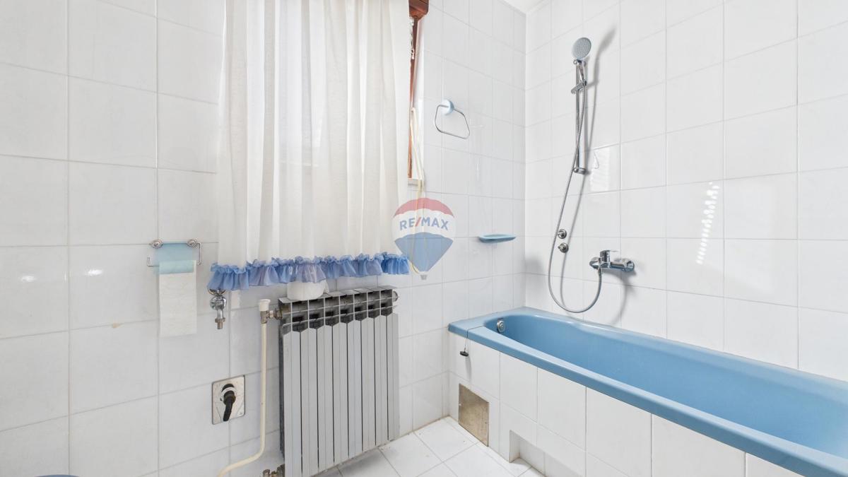 Hiša Giznik, Samobor, 399m2