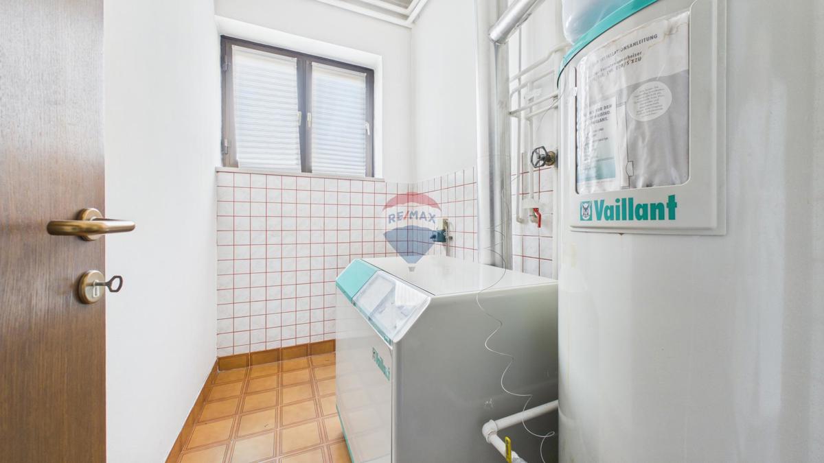 Hiša Giznik, Samobor, 399m2