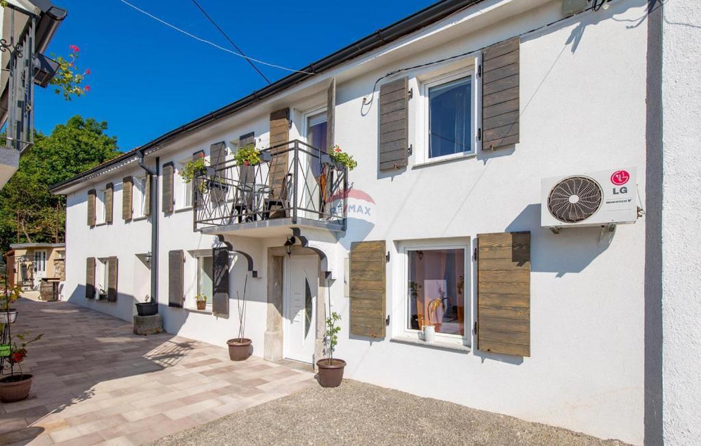 Hiša Jurdani, Matulji, 310m2