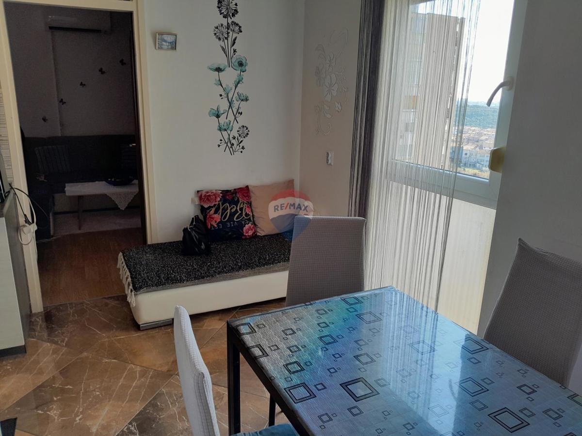 Stanovanje/Apartma Vidikovac, Pula, 66,24m2