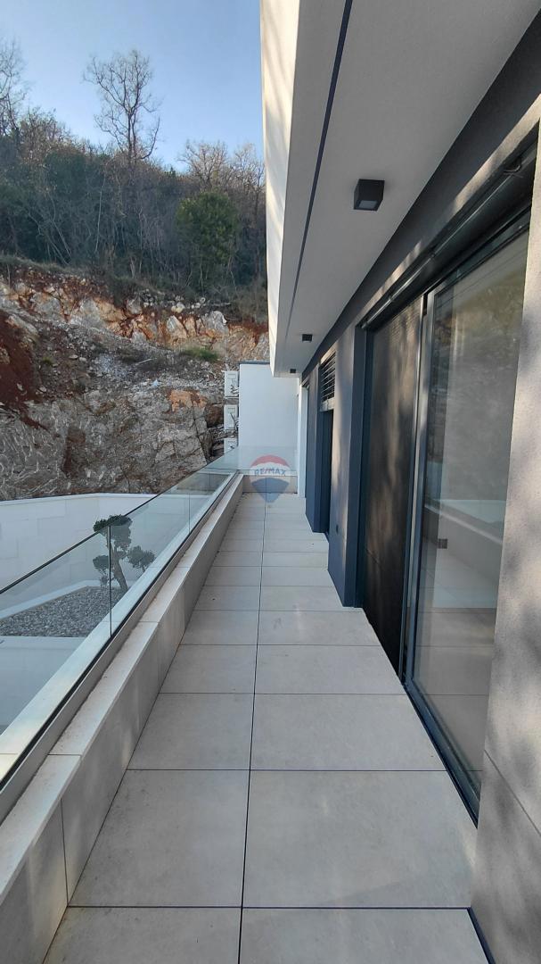 Stanovanje/Apartma Punta Kolova, Opatija, 238m2