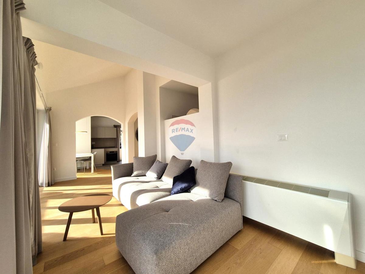 Hiša Poljane, Opatija - Okolica, 550m2