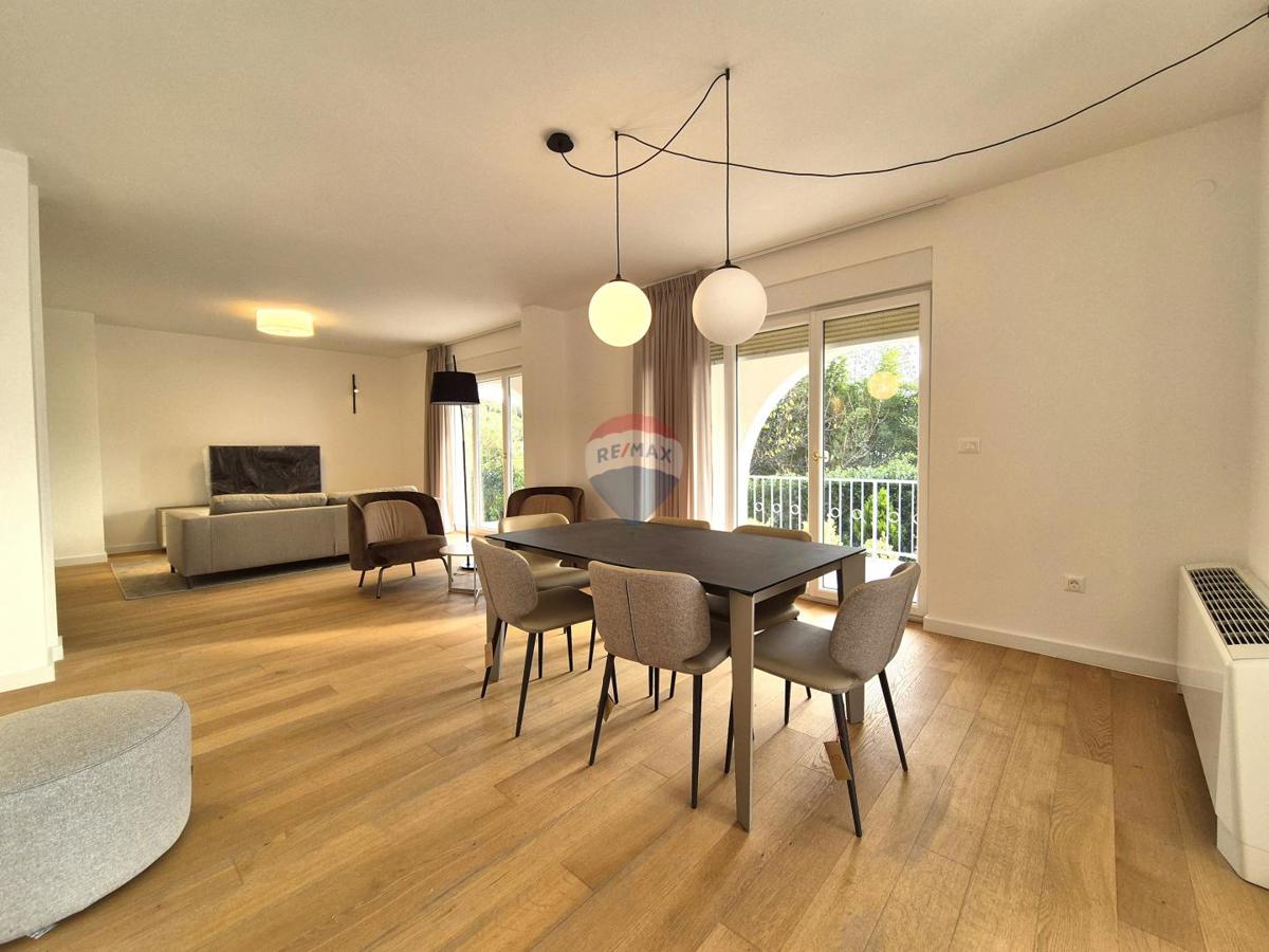 Hiša Poljane, Opatija - Okolica, 550m2