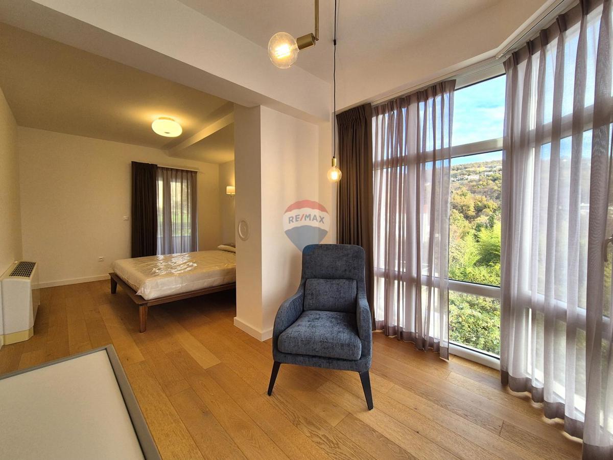 Hiša Poljane, Opatija - Okolica, 550m2