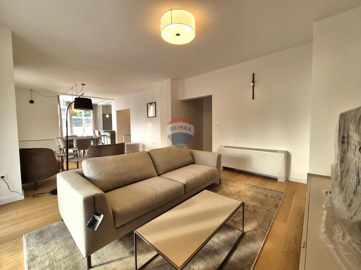 Hiša Poljane, Opatija - Okolica, 550m2