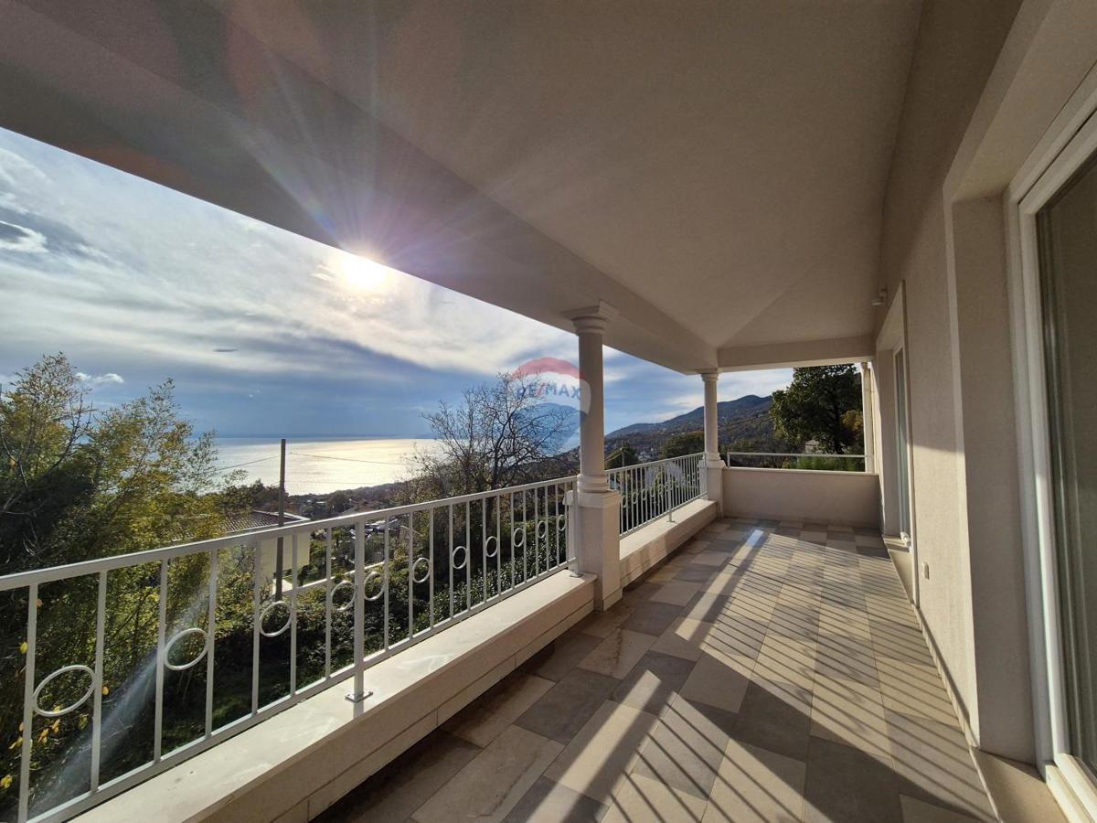 Hiša Poljane, Opatija - Okolica, 550m2