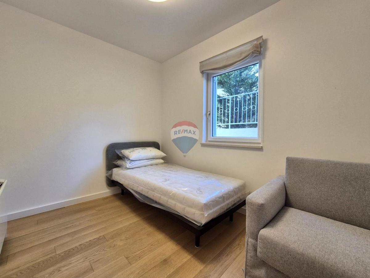 Hiša Poljane, Opatija - Okolica, 550m2