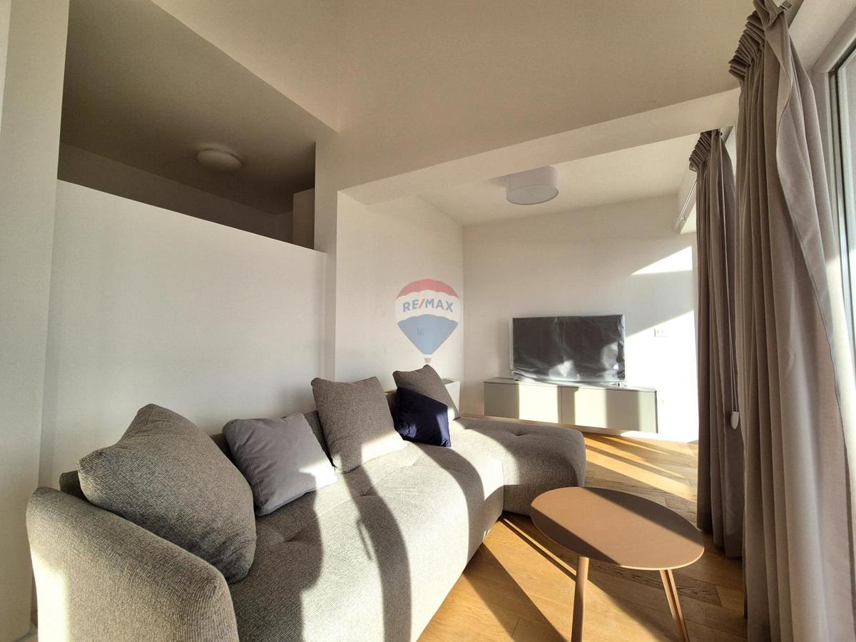 Hiša Poljane, Opatija - Okolica, 550m2