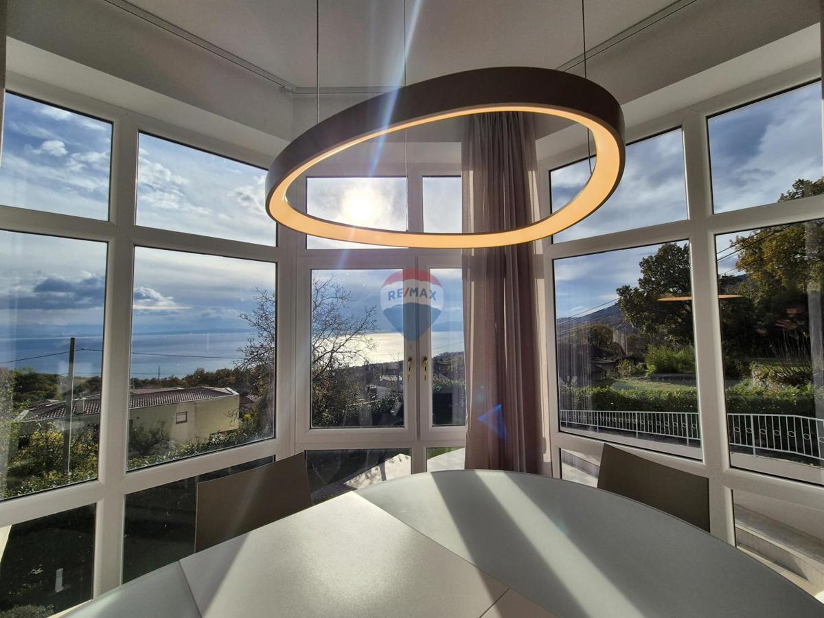 Hiša Poljane, Opatija - Okolica, 550m2