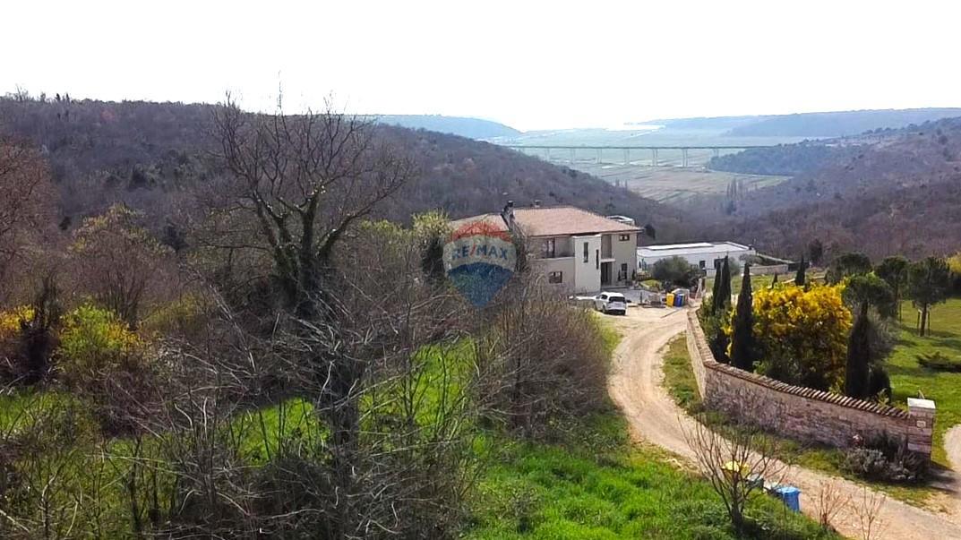 Stavbno zemljišče Nova Vas, Brtonigla, 1.078m2