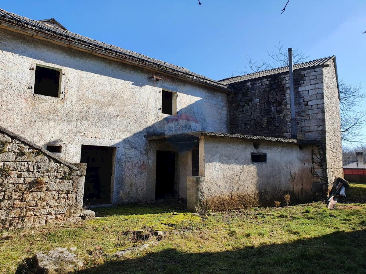 Hiša Bazgalji, Gračišće, 180m2