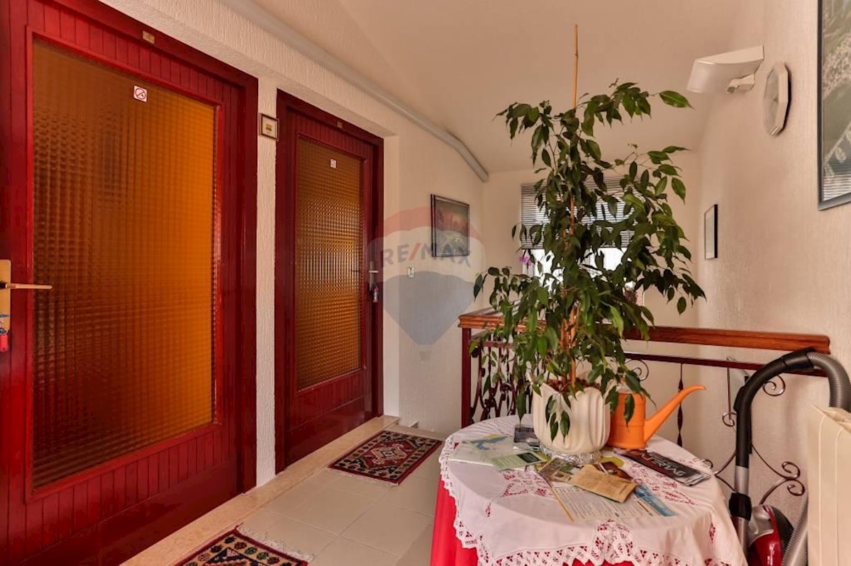 Hiša Štinjan, Pula, 329,44m2