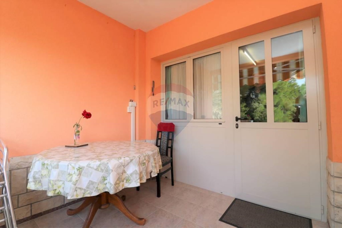 Hiša Štinjan, Pula, 329,44m2