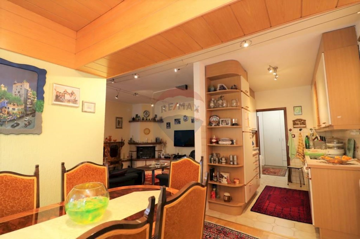 Hiša Štinjan, Pula, 329,44m2