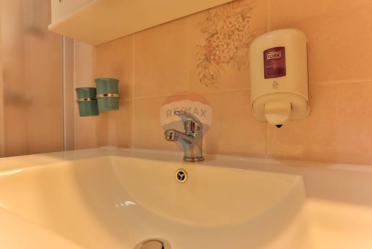 Hiša Štinjan, Pula, 329,44m2