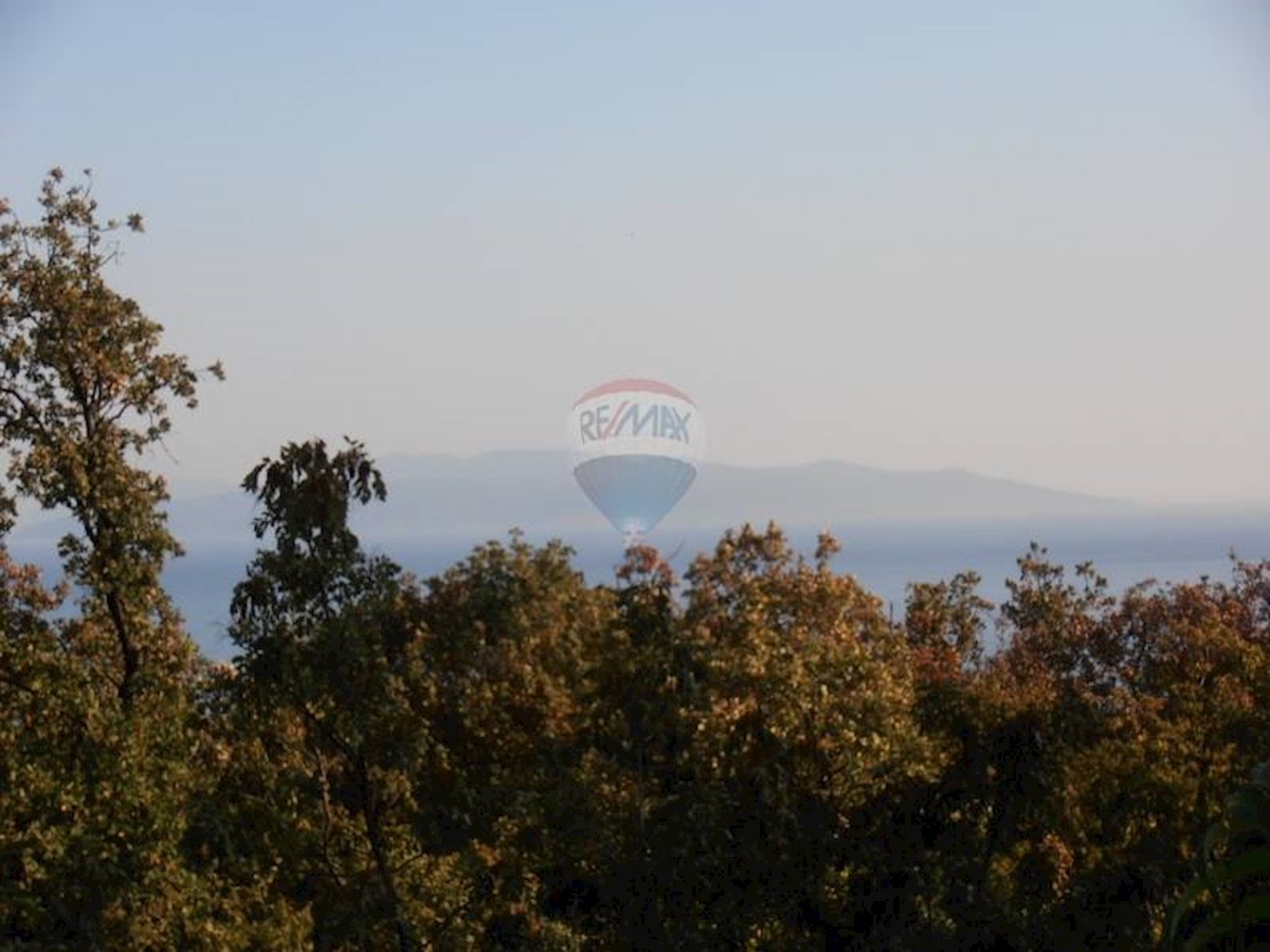 Tošina, Opatija, 6.680m2