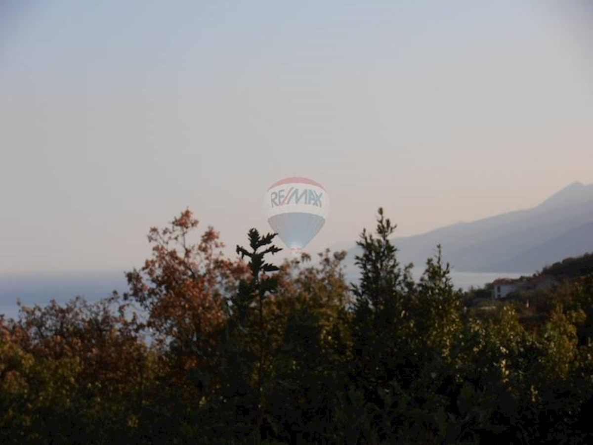 Tošina, Opatija, 6.680m2