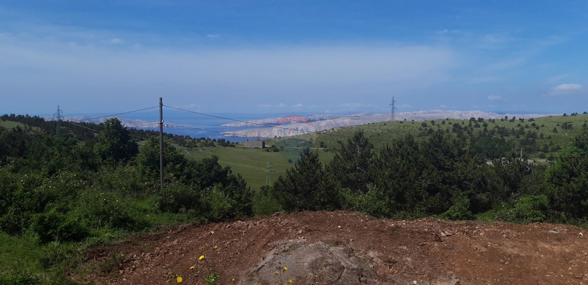 Krivi Put, Senj, 421m2