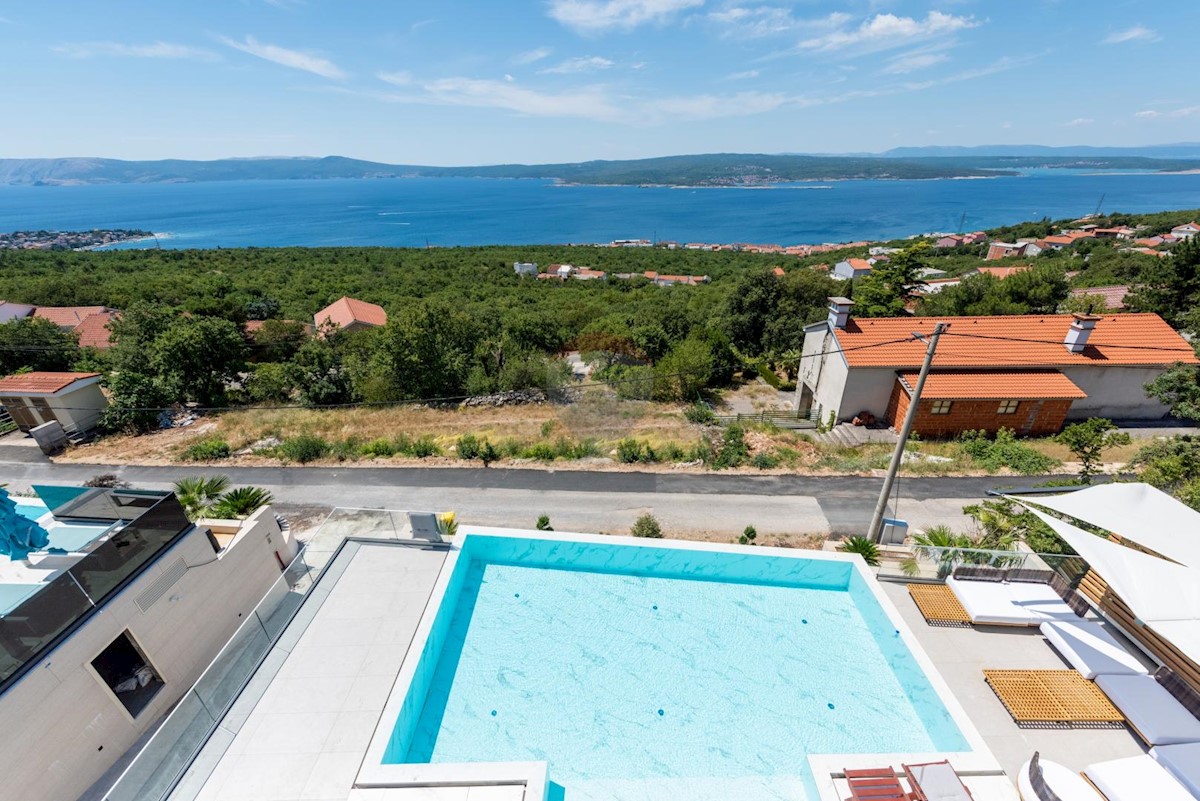 Hiša Crikvenica, 300m2