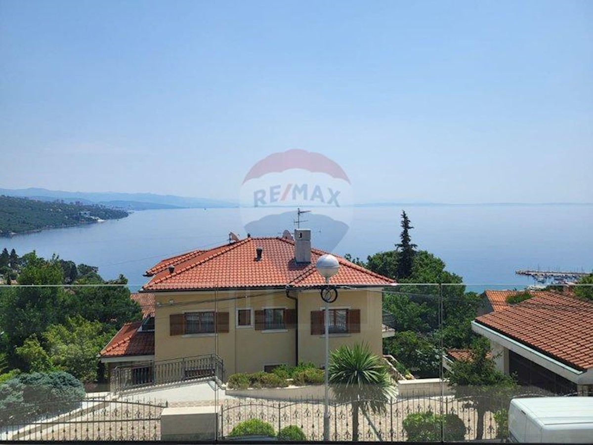 Volosko, Opatija, 121,35m2