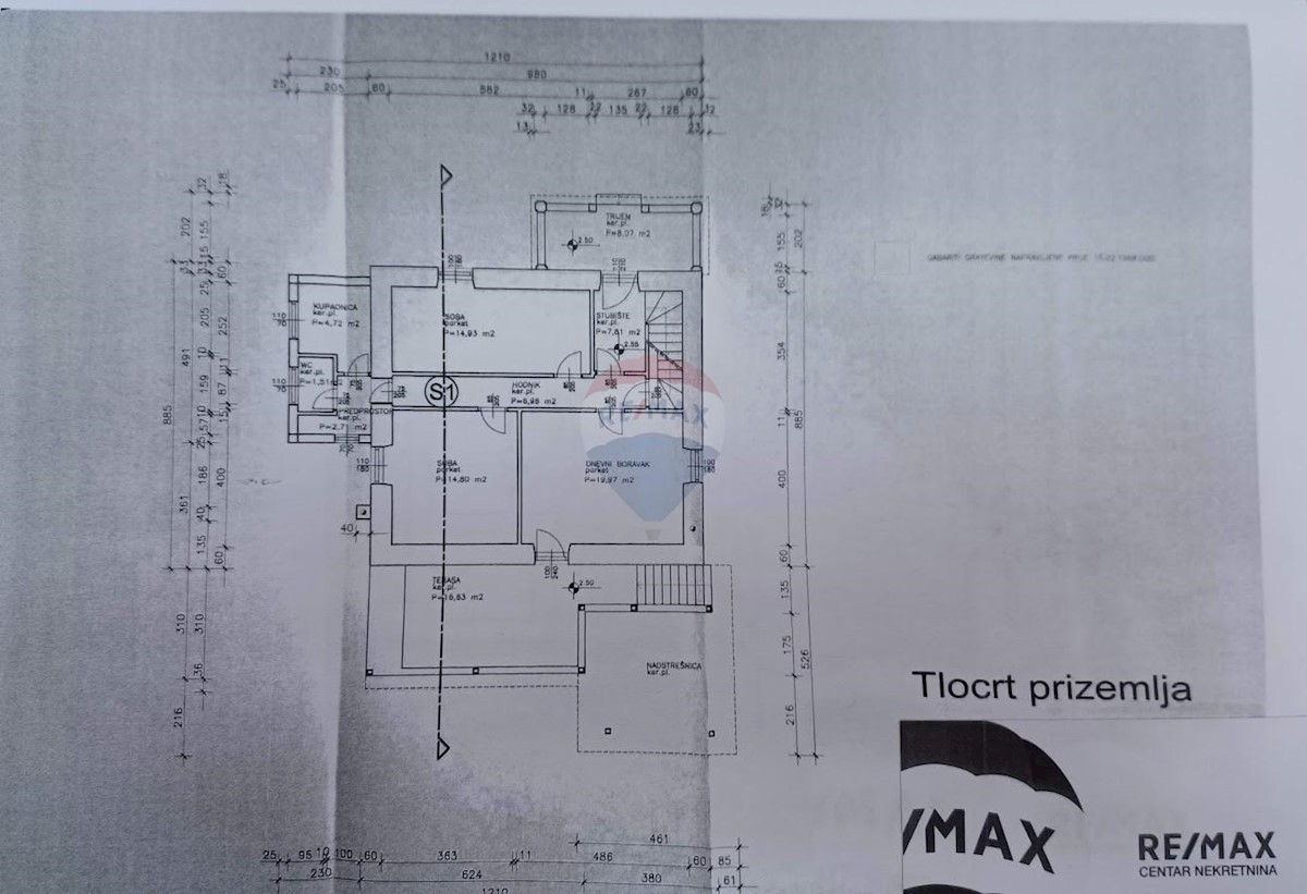 Malinska - Sv. Vid Miholjica hiša 286 m2 + 3 ločeni apartmaji 153 m2 na prostornem vrtu s pogledom na morje