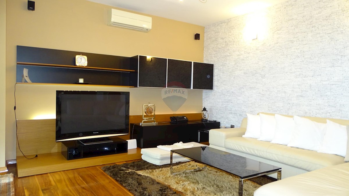 Stanovanje/Apartma Ičići, Opatija - Okolica, 149m2