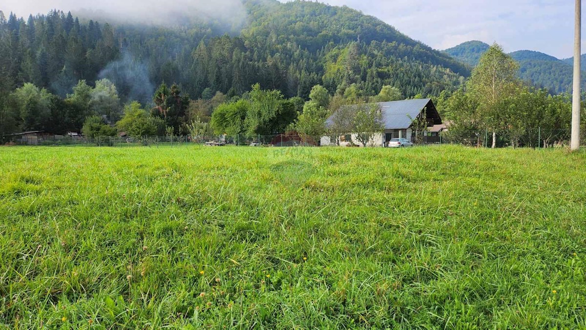 Stavbno zemljišče Brod na Kupi, Delnice, 1.931m2