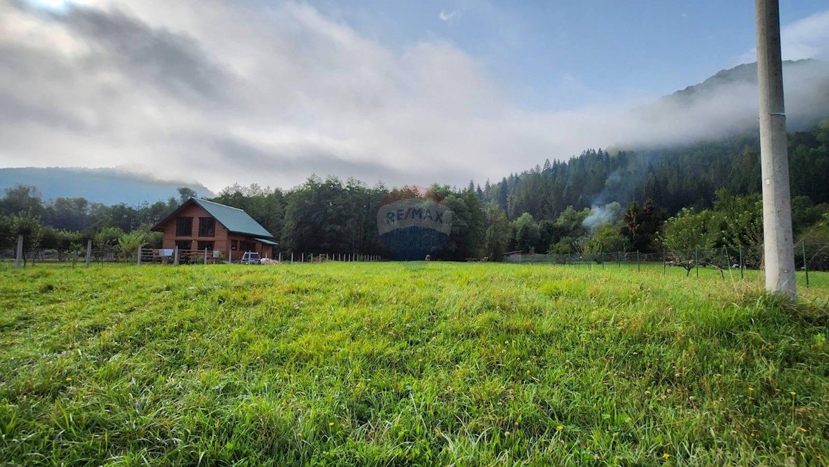 Stavbno zemljišče Brod na Kupi, Delnice, 1.931m2