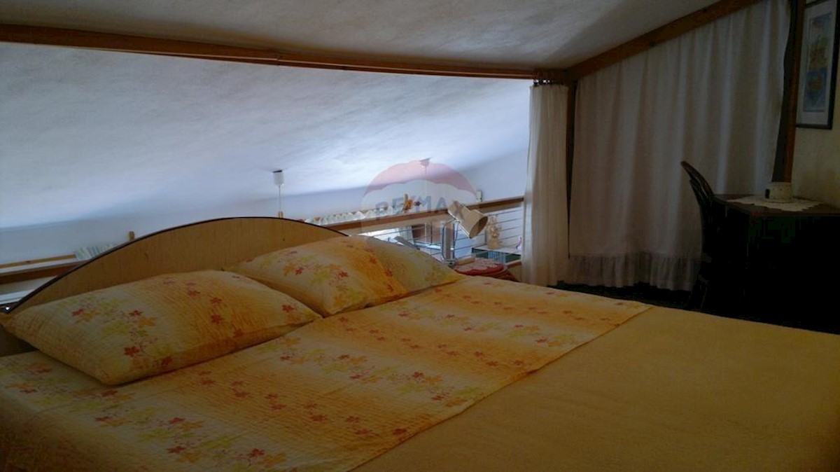 Hiša Malinska, Malinska-Dubašnica, 422m2