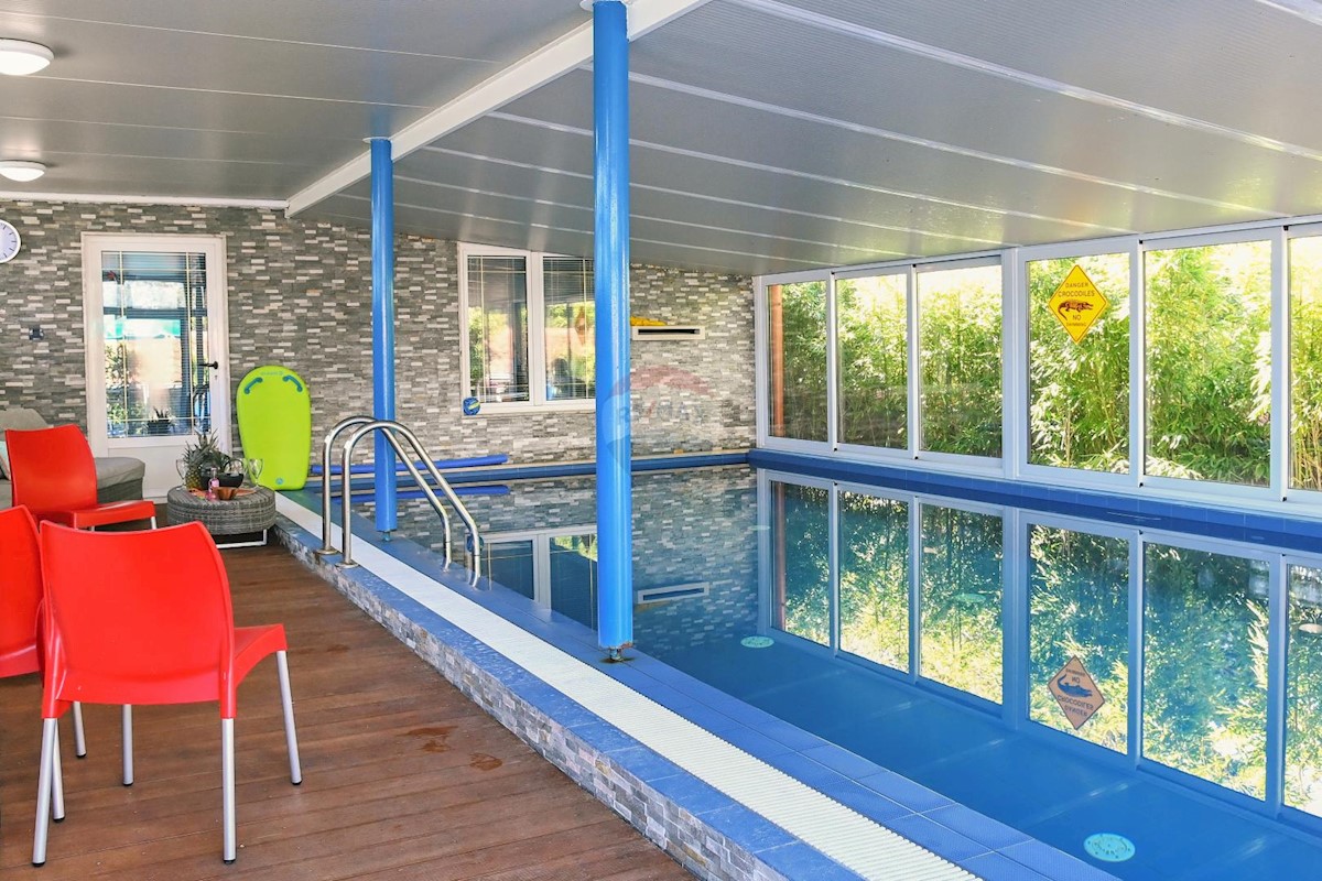 Hiša Kraljevica, 400m2