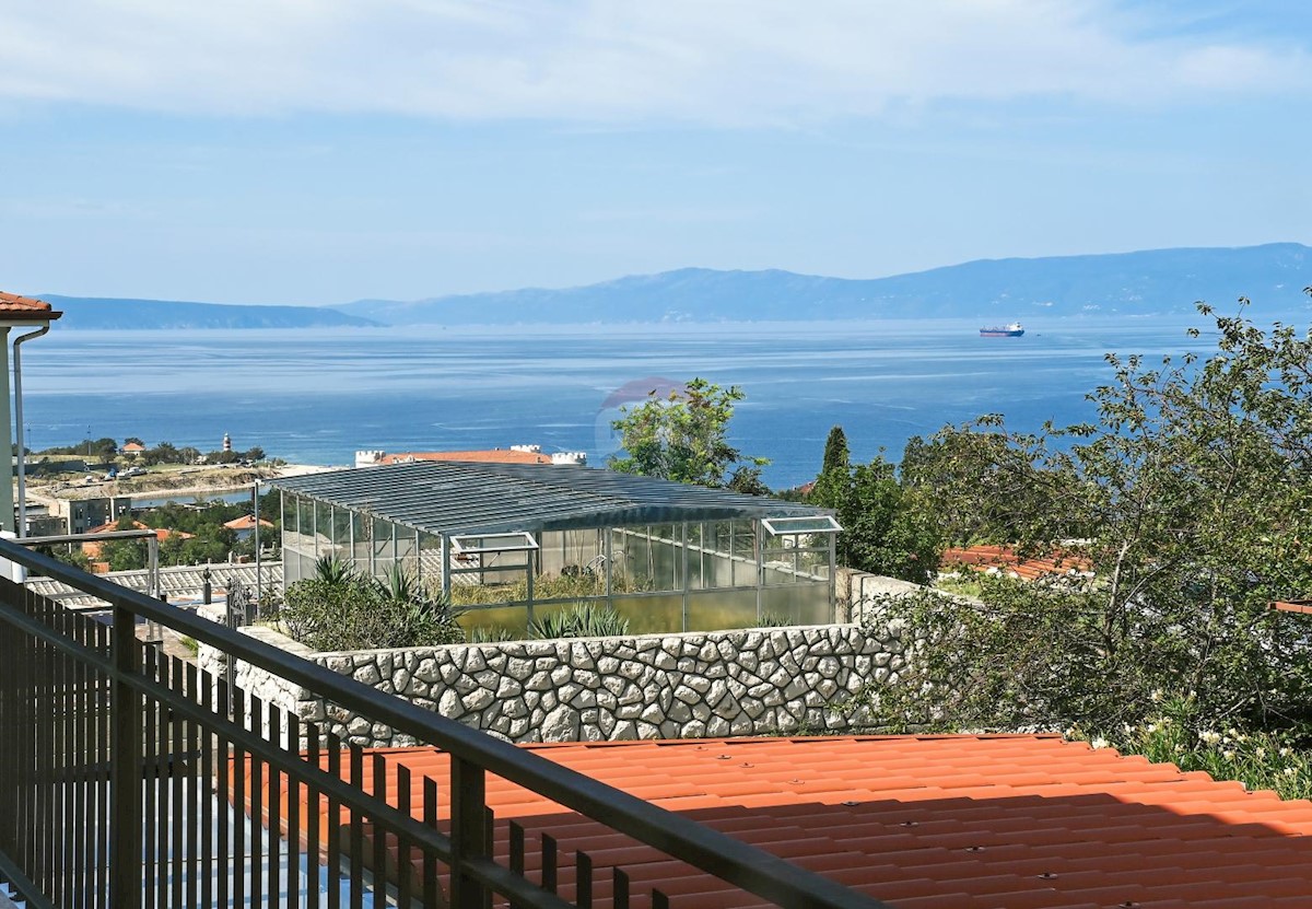 Hiša Kraljevica, 400m2