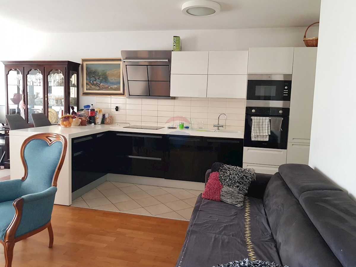 Stanovanje/Apartma Sigečica, Trnje, 85m2