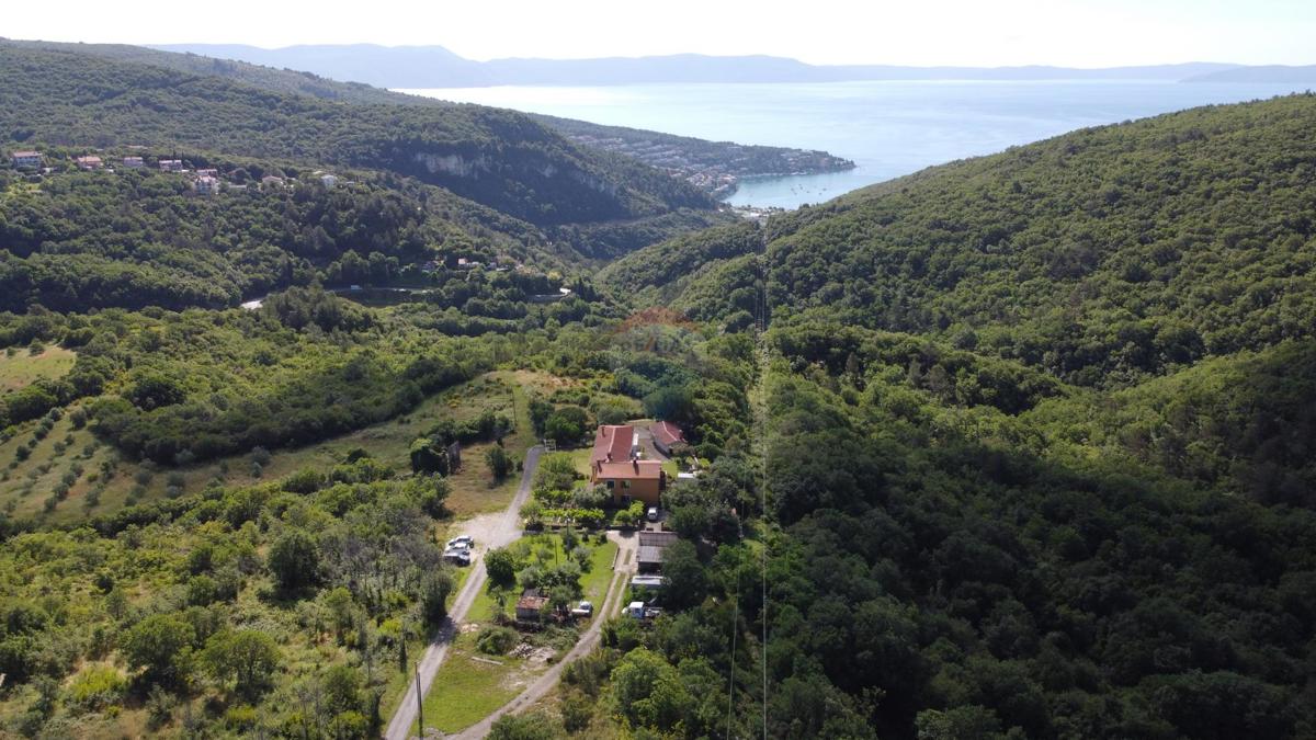 ISTRIA, LABIN - Agricultural land in a fantastic location  