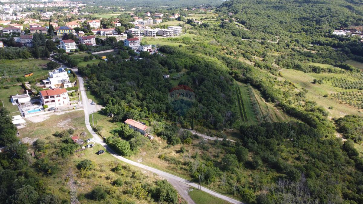 ISTRIA, LABIN - Agricultural land in a fantastic location  