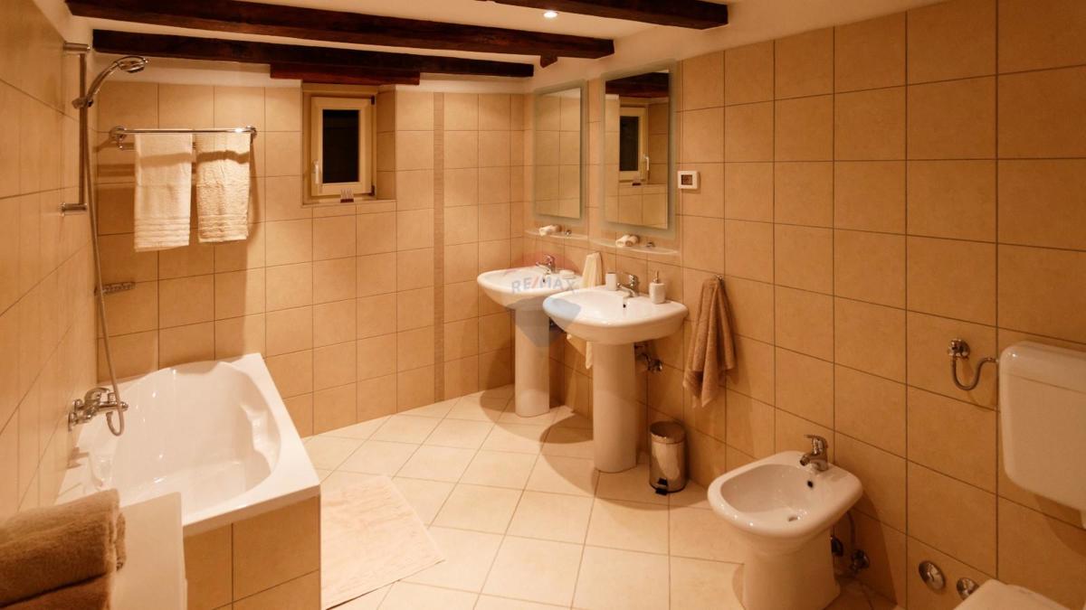 Hiša Gračišće, 200m2