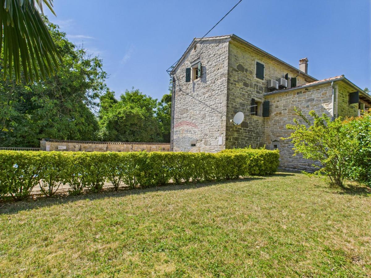 Hiša Gračišće, 200m2