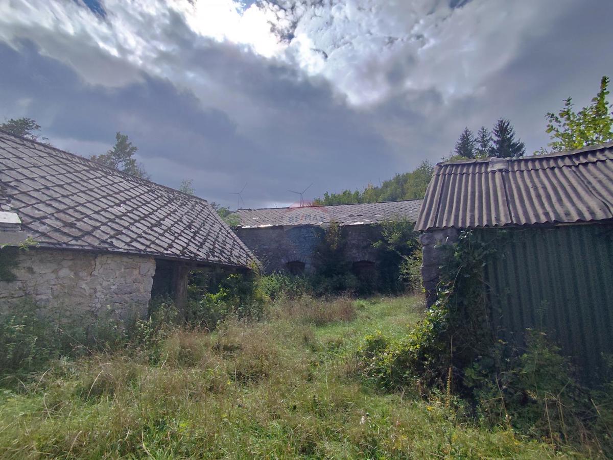 Stavbno zemljišče Krivi Put, Senj, 188.265m2
